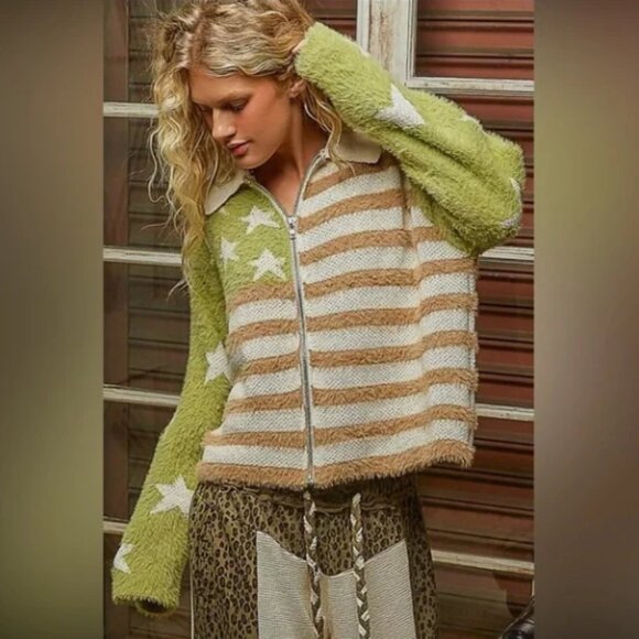 P43 - POL Green and Tan Stars Flag Mohair Sweater Jacket - Picture 5 of 6
